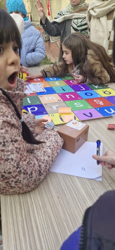 اتاق فرارهای الگوریتمی تولد و مراسم ها